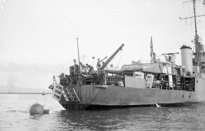 Mine Flotilla One 1(R4R) Brass Plaque USN Navy Vietnam Era Sailor's Sign  Sweeper